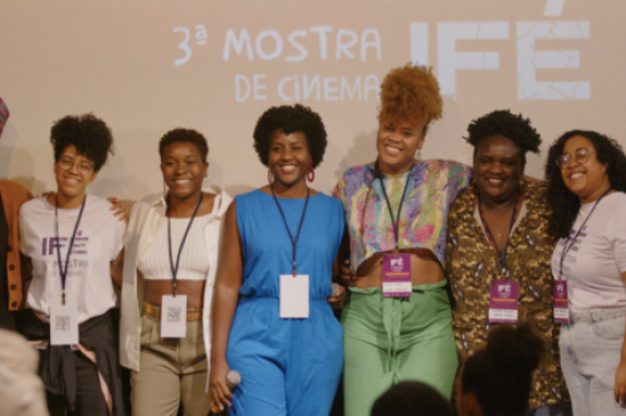 Foto da equipe da Mostra de Cinema Ifé de 2023 no Rio de Janeiro